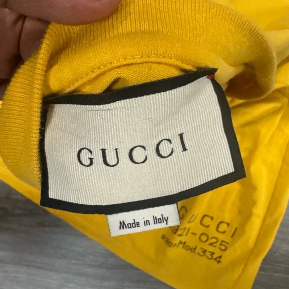 Gucci Mustard Text Tee - Picture 4 of 8